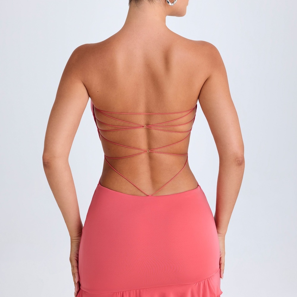 Oh Polly Ruffle-Trim Cut-Out Bandeau Mini Dress in Coral Size MM